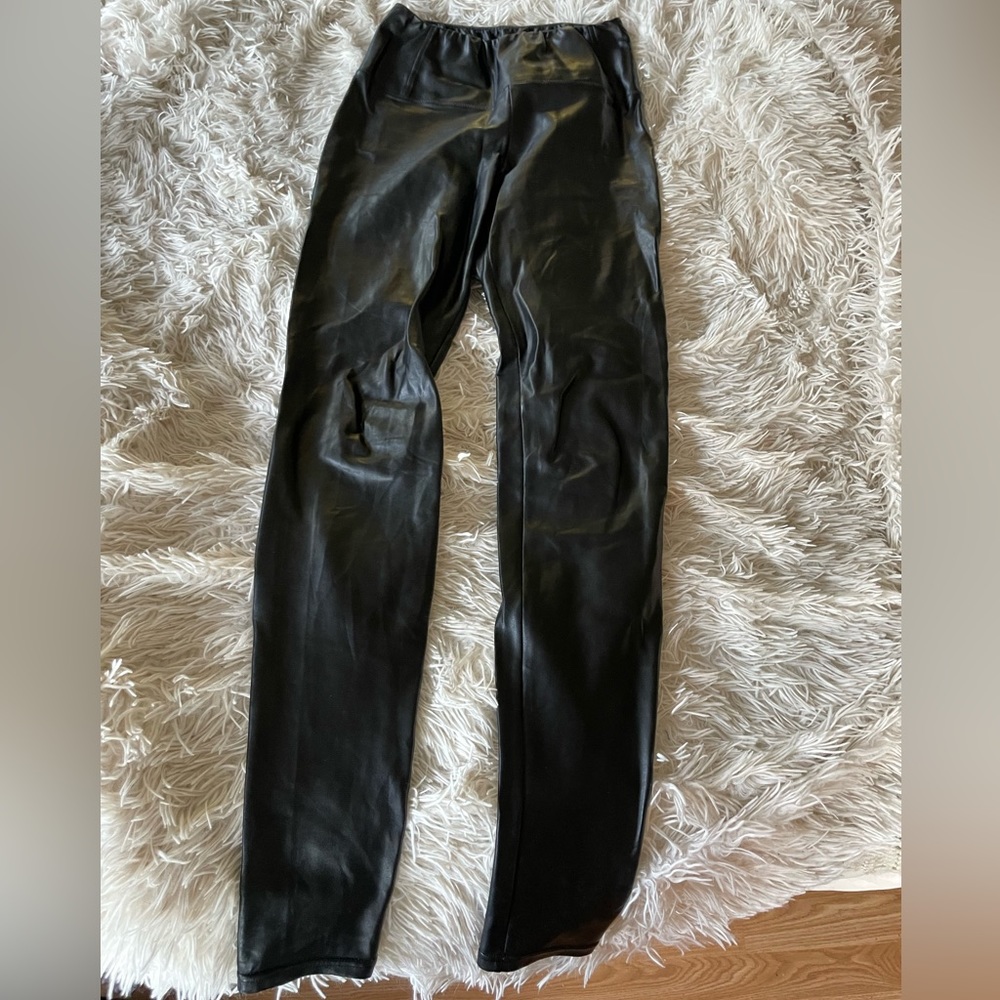 Wilfred Daria Faux Leather Leggings- lined, size small